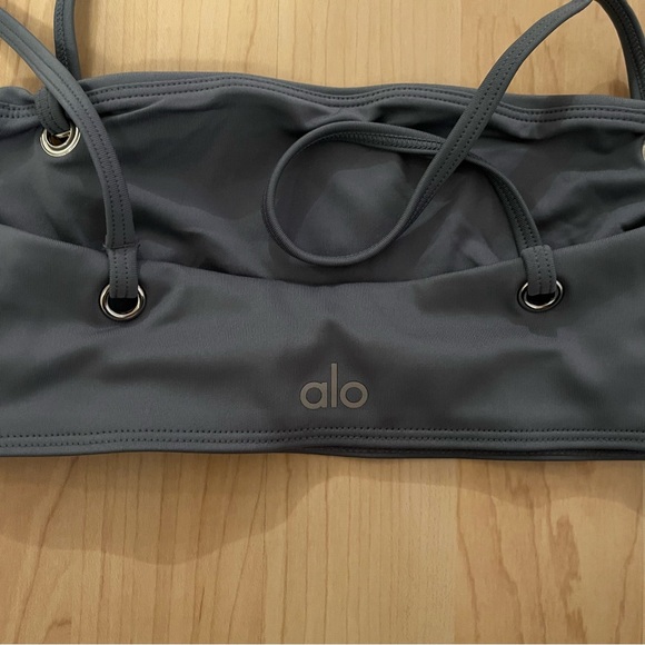 NWOT! Alo Yoga ‘Thrill Seeker Bra’ - Picture 5 of 6